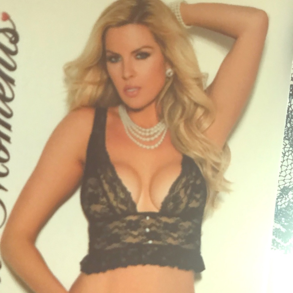 Sexy plus size bralette